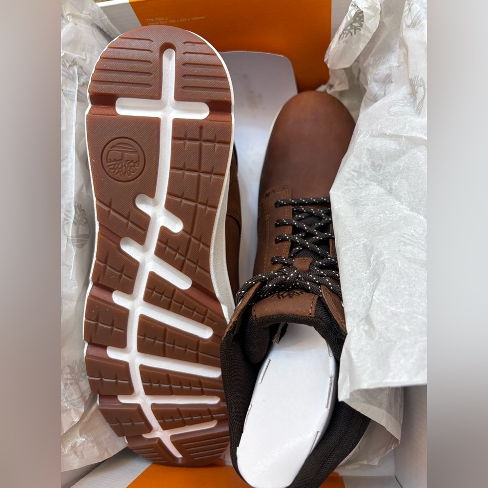 Timberland Men's Premium Leather Tan Boots - Picture 9 of 12